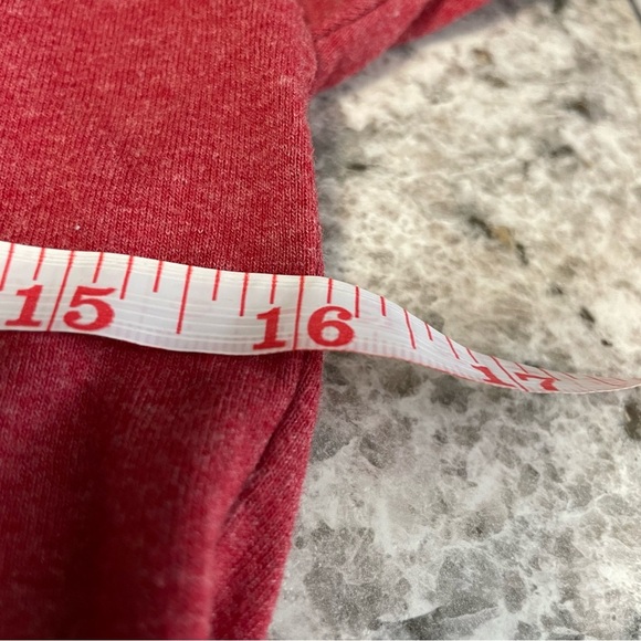 Disney Red Minnie Mouse Vintage Style T-Shirt Women’s Size Small - Picture 6 of 6